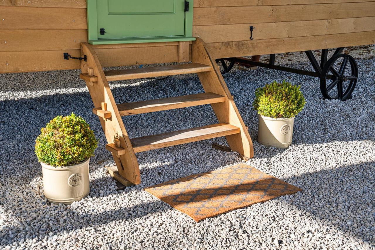 Finest Retreats - The Shepherd'S Hut At Northcombe Farm Beaworthy Kültér fotó